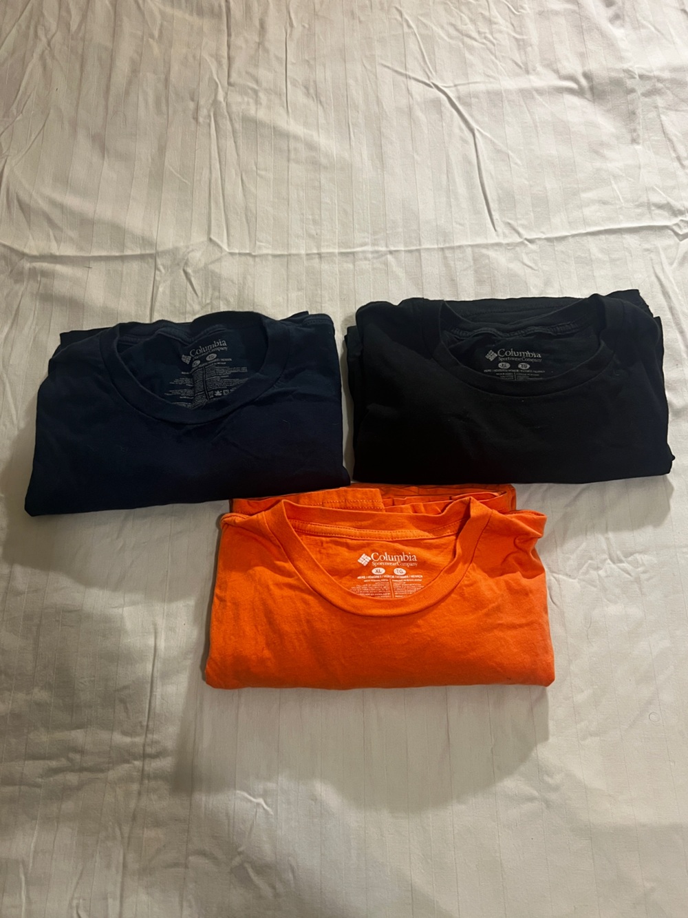 Columbia PFG Men’s XL Shirt Bundle Short Sleeve Tees